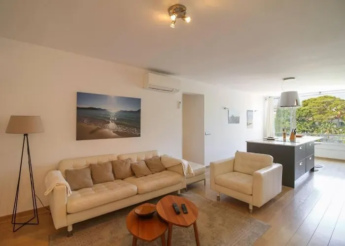 Apartman Bellesguard Penthouse