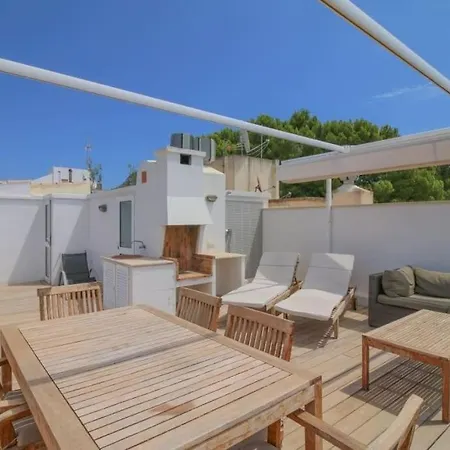 Bellesguard Penthouse Apartment