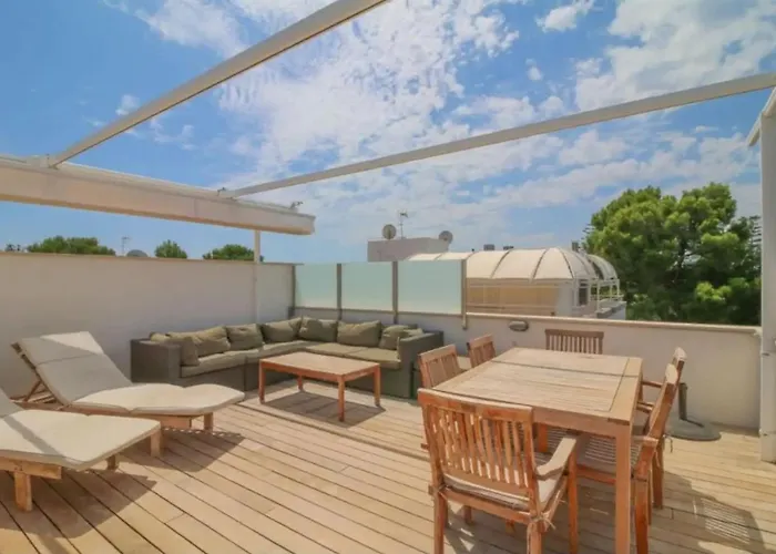 Bellesguard Penthouse Apartment Pollença